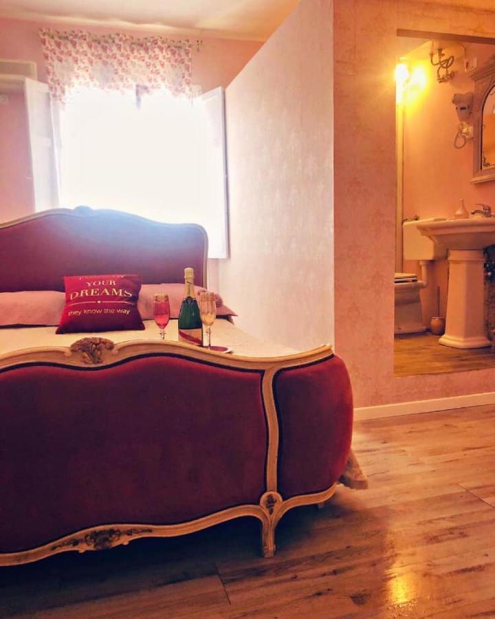 B&B Dimora Chic Gioia Tauro Exteriör bild